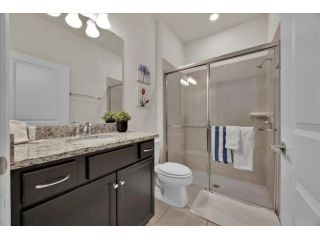 8-bedroom-vacation-rental-in-windsor-island-small-0