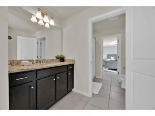 8-bedroom-vacation-rental-in-windsor-island-small-4