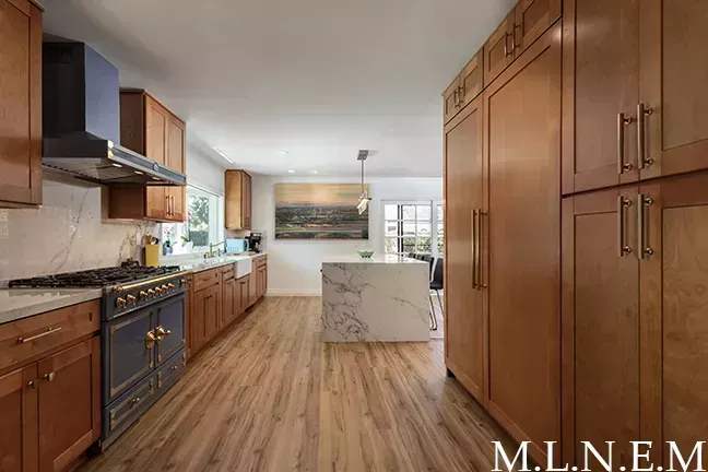 stylish-bathroom-renovation-services-newport-beach-big-0