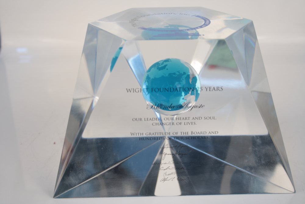 premium-lucite-plaques-for-awards-recognition-big-0