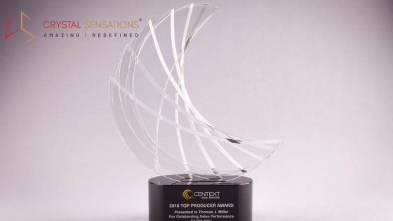 custom-glass-engraving-for-memorable-events-big-0