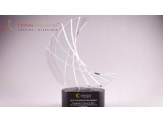 custom-glass-engraving-for-memorable-events-small-0