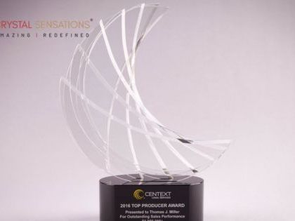 custom-glass-engraving-for-memorable-events