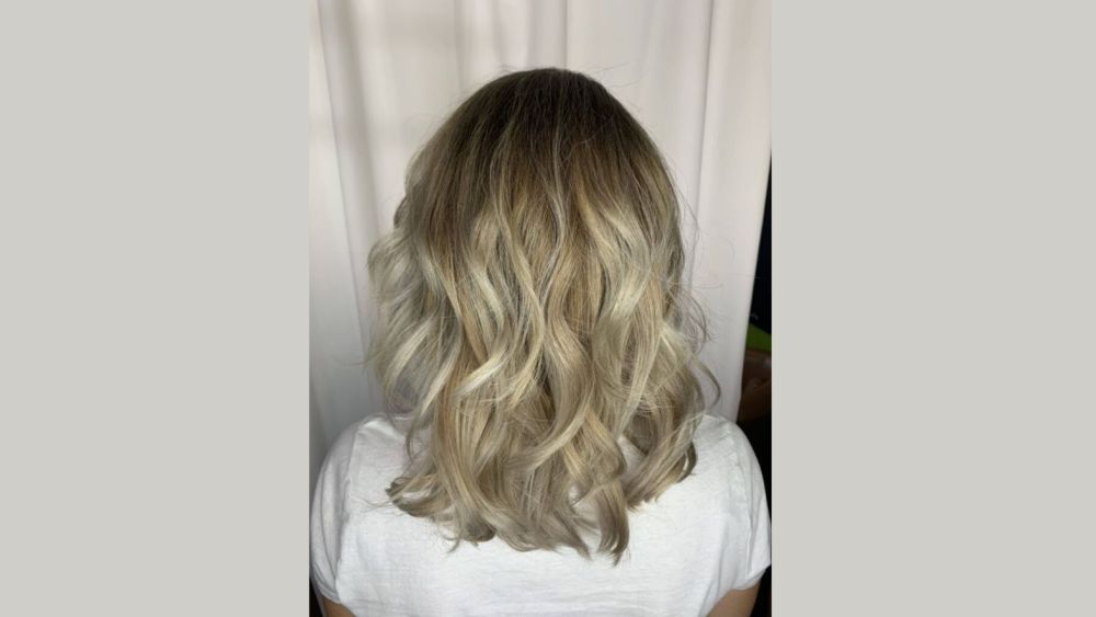 lived-in-blonde-hair-color-for-soft-low-maintenance-big-0