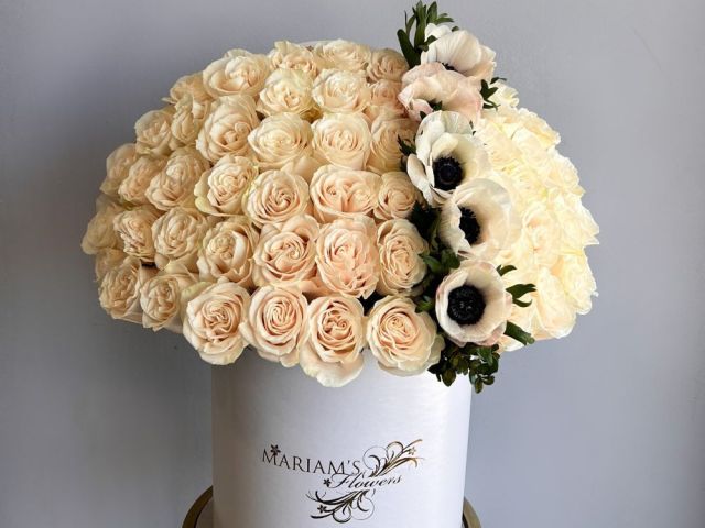 elegant-fathers-day-2026-white-rose-flower-gifts