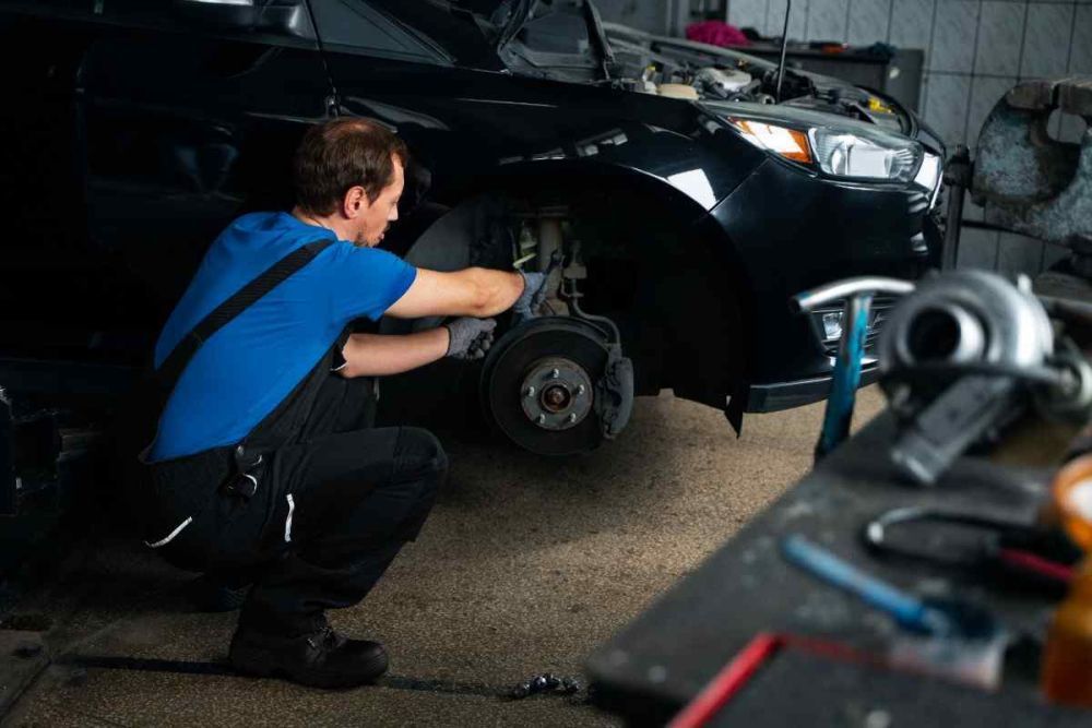 complete-car-body-repair-in-wurtsboro-with-expert-technicians-big-0
