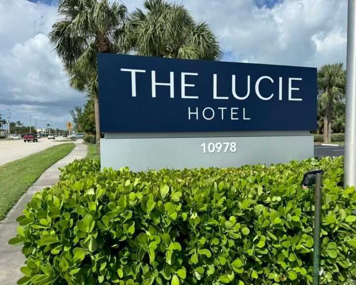 monument-sign-company-in-port-st-lucie