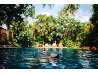 professional-pool-maintenance-across-all-of-maui-pool-pro-small-0
