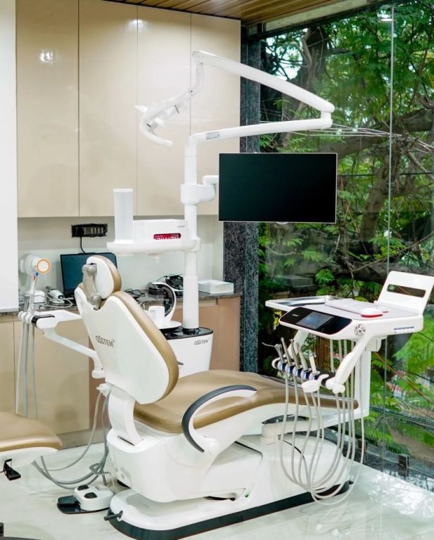 dew-clinic-in-chennai-for-skin-hair-dental-care-services-big-1