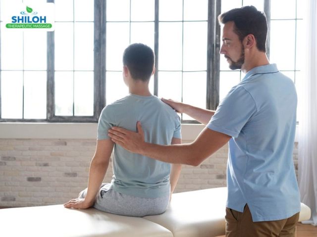natural-muscle-recovery-with-massage-for-back-and-neck-pain