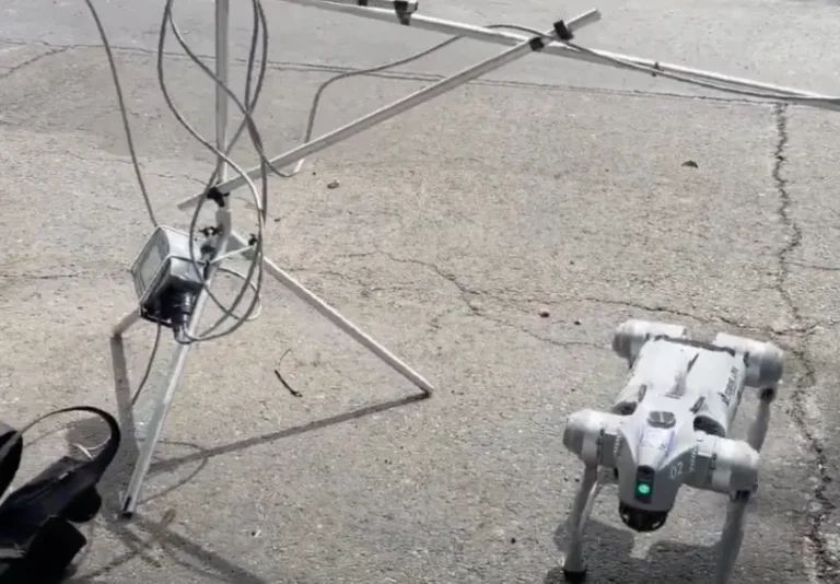 learning-meets-innovation-with-unitree-robot-dog-for-school-big-0