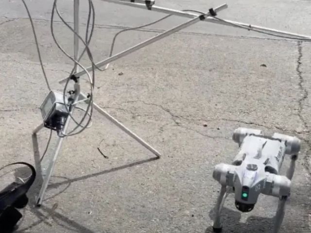 learning-meets-innovation-with-unitree-robot-dog-for-school