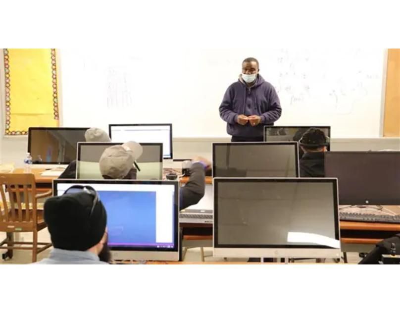 classroom-to-construction-site-concrete-technician-big-0