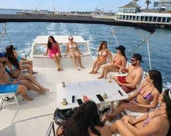 san-diego-bachelorette-boat