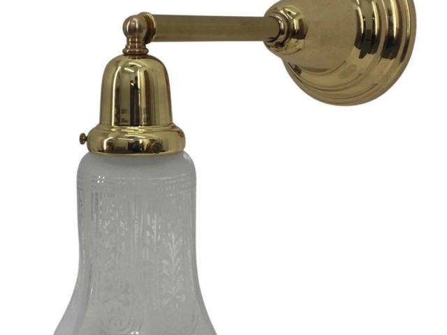 elegant-antique-wall-sconces-victorian-brass-lighting-fixture