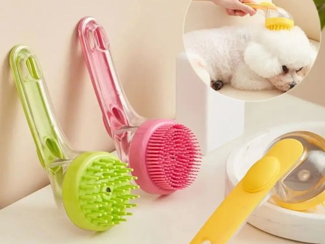 pet-bath-brush-for-dogs-cats