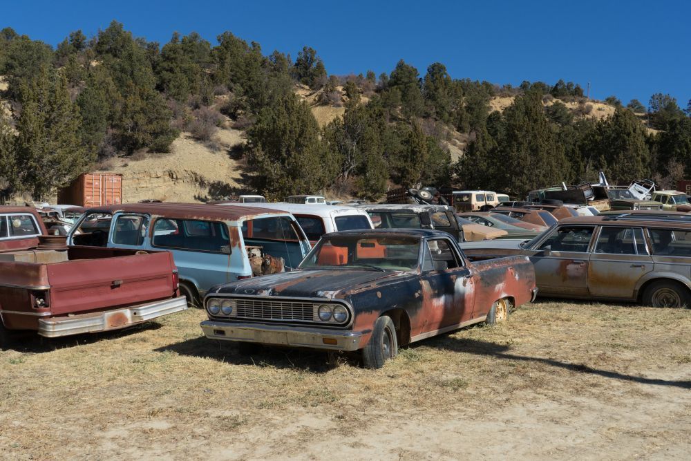 we-buy-junk-cars-quick-quotes-and-fast-pickup-big-2