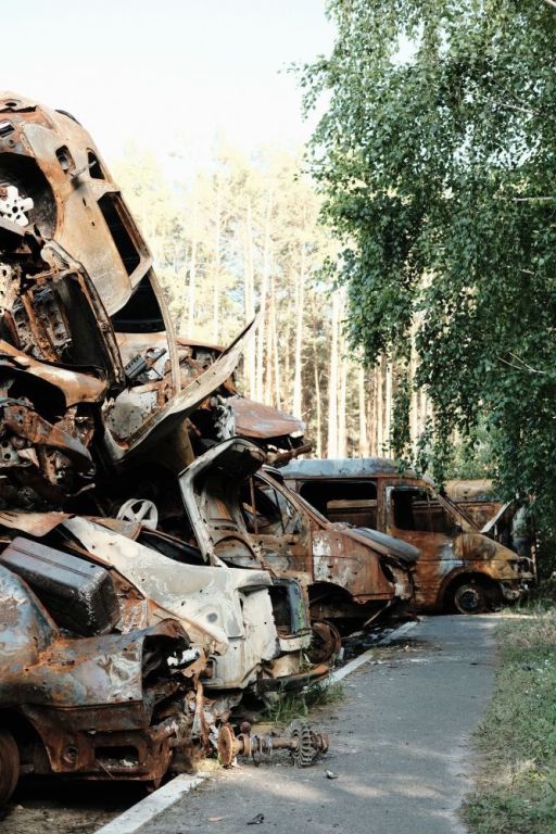 we-buy-junk-cars-quick-quotes-and-fast-pickup-big-4