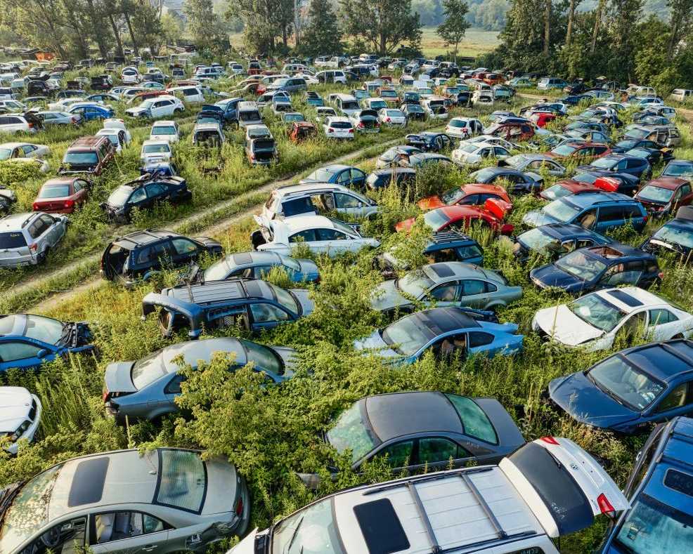 we-buy-junk-cars-quick-quotes-and-fast-pickup
