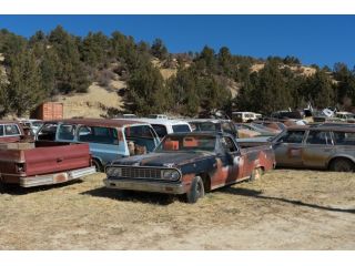 we-buy-junk-cars-quick-quotes-and-fast-pickup-small-2