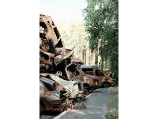we-buy-junk-cars-quick-quotes-and-fast-pickup-small-4