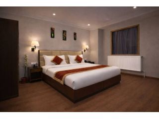 cheapest-luxury-hotels-in-leh-ladakh-royal-holiday-leh-small-0