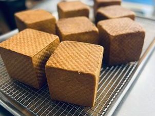 fresh-homemade-plant-based-bread-in-palm-springs