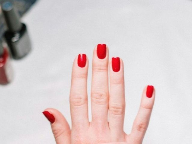book-professional-nail-clippers-services-at-brick-house-salon