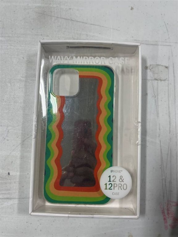 assorted-iphone-cases-92-off-original-retail-big-0