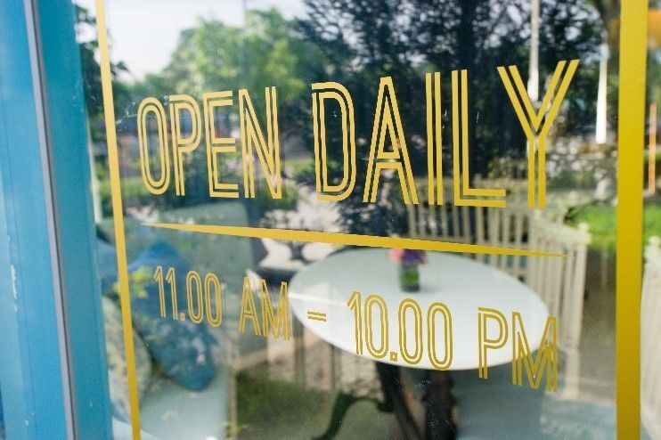 custom-vinyl-lettering-in-dallas-by-speedpro-dallas-big-0