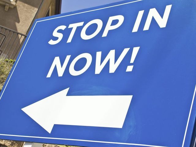 custom-yard-signs-in-dallas-for-business