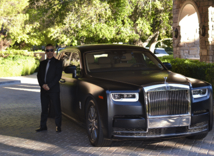 awg-ambassador-trusted-las-vegas-shuttle-and-vegas-limo-service-big-2