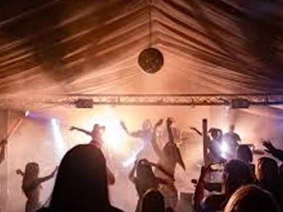 live-band-in-saint-marten