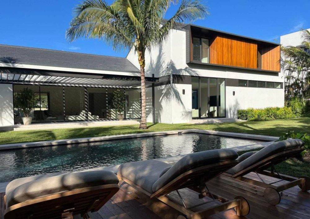 affordable-impact-glass-windows-miami-fl-for-homes-businesses-big-0
