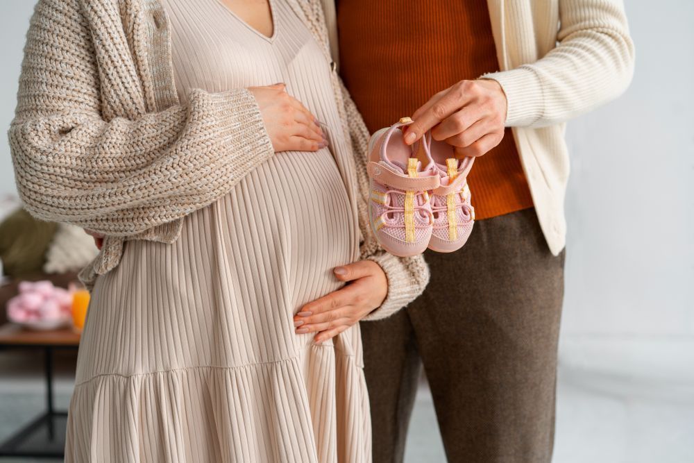 affordable-surrogacy-cost-in-ukraine-the-embryon-family-big-0