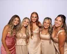 the-bridal-shower-photo-booth