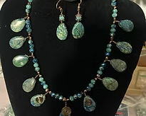 stones-jewellery-collection-for-timeless-love-beaded-jewelry