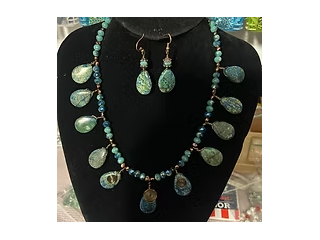 stones-jewellery-collection-for-timeless-love-beaded-jewelry-small-0