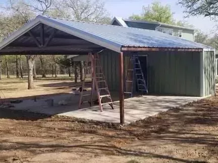 expert-custom-barn-construction-for-residential-commercial-use