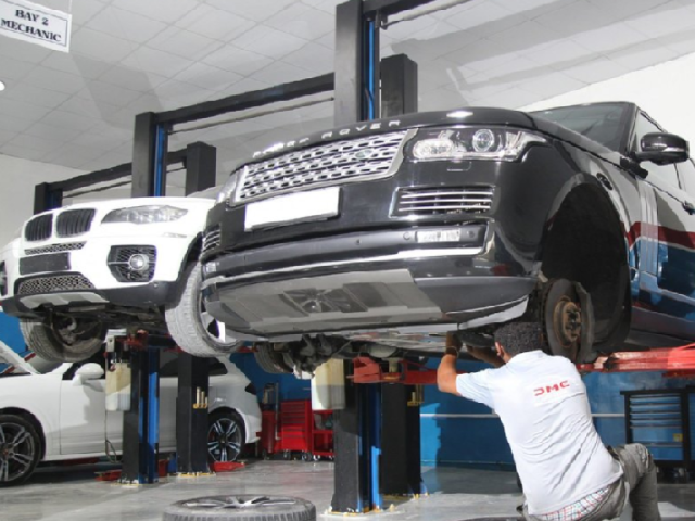 auto-service-repair-center-at-fallbrook
