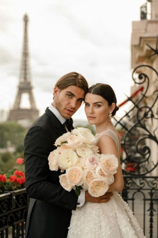 find-france-elopement-photography-for-modern-couples-big-0