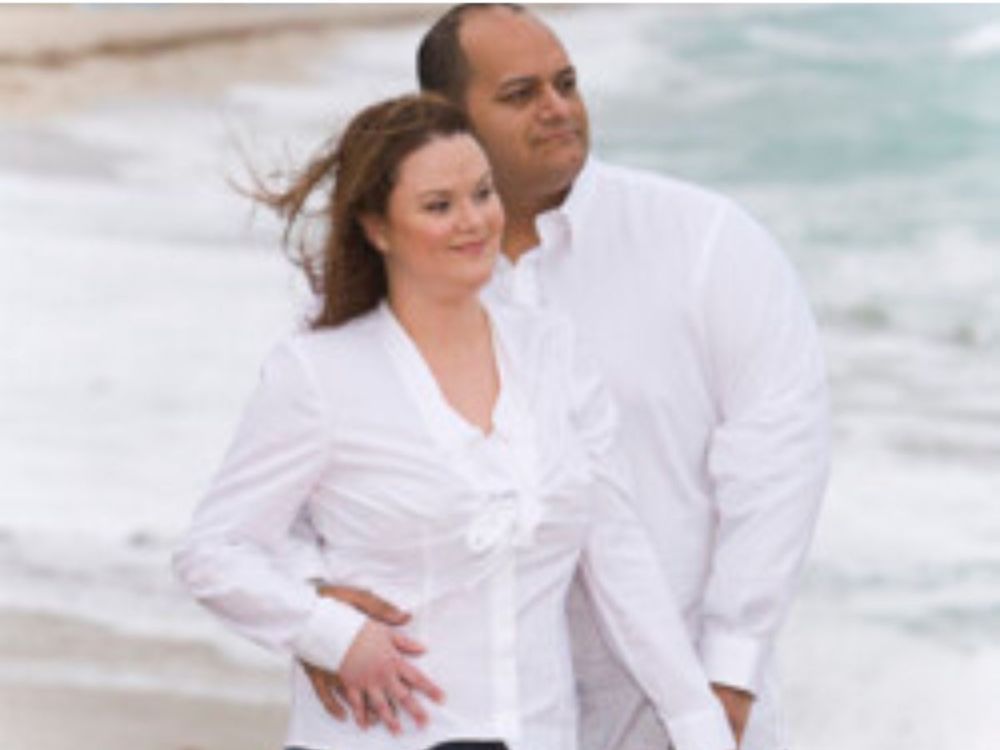 photographers-near-me-engagement-capturing-beautifully-big-0