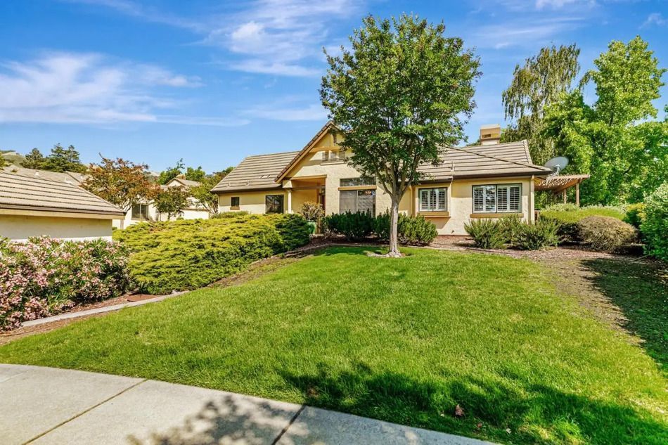 the-villages-retirement-community-homes-and-lifestyle-big-0