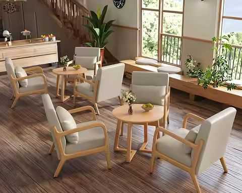 durable-commercial-grade-maple-chairs-for-restaurants-in-miami