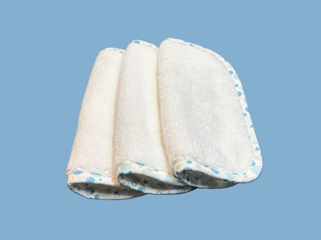 buy-fathers-day-2026-gift-guide-blue-hooded-baby-towel