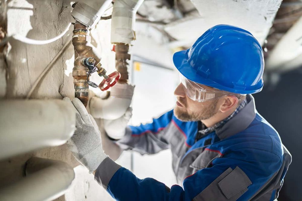 understanding-professional-water-damage-restoration-service-big-0