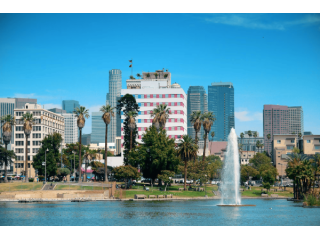 best-hotels-in-los-angeles-local-hotel-guide-by-quyu-small-0