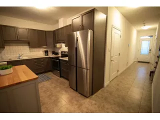 short-term-rentals-vacation-rentals-small-0