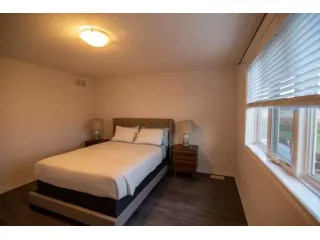 short-term-rentals-vacation-rentals-small-2
