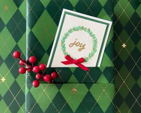 grow-your-product-branding-with-our-printed-wrapping-paper